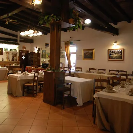 Agriturismo Casale Pepe Farm stay *